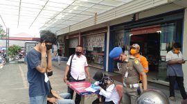 Petugas melakukan penerapan disiplin (ist)