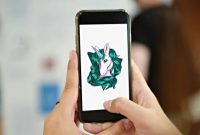 Ilustrasi ponsel. (FOTO: Unsplash/Rawpixel)