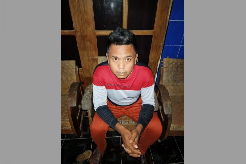 Tampang pembunuh dan pembakar wanita kerabat jauh Jokowi. (Ist)