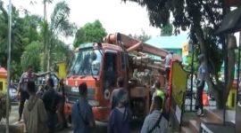 Truk yang menabrak (ist)