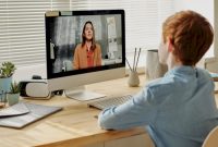 Ilustrasi sekolah online. (Pexels/Julia M Cameron)