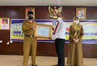 Kasat Reskrim Menerima Penghargaan (ist)