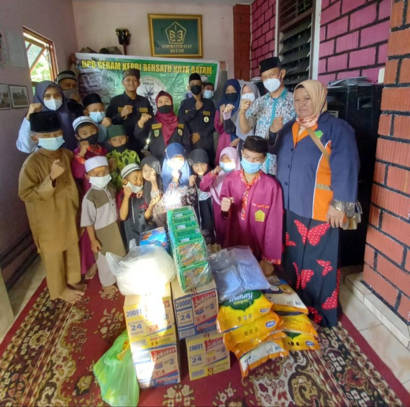 DPD GERAM ( Generasi Anak Melayu ) Kepri Bersatu Kota Batam Berbagi Ke Yayasan Himmatun Ayat 