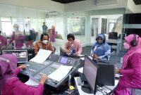 Wali Kota Tanjungpinang Rahma mengikuti dialog interaktif di RRI / Foto: Istimewa