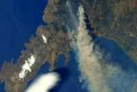 Penampakan Bumi dari Luar Angkasa / Foto: Twitter @Thom_astro