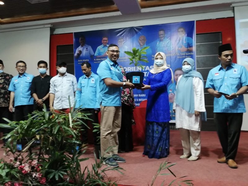 Dewan Pimpinan Wilayah (DPW) Partai Gelora Kepulauan Riau melaunching program 