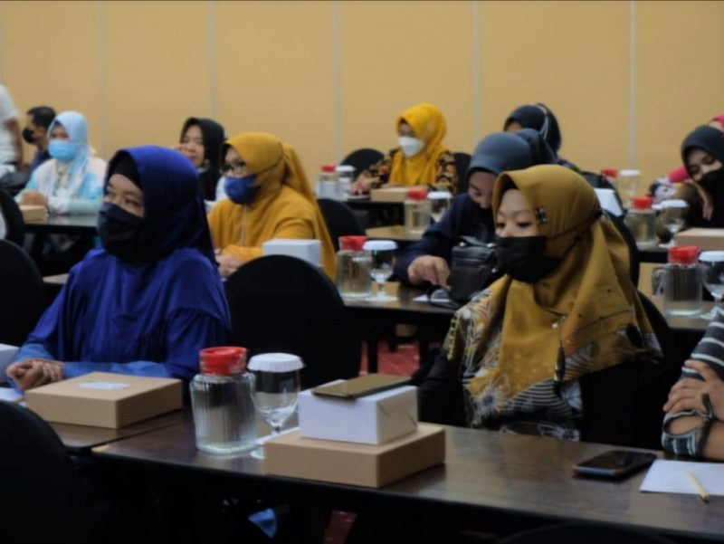 100 pelaku UMKM mengikuti pelatihan dan sosialisasi program jaminan sosial ketenagakerjaan yang ditaja Badan Penyelenggara Jaminan Sosial Ketenagakerjaan (Bpjamsostek) cabang Tanjungpinang, Kepulauan Riau / Foto: Istimewa