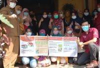 Kepala Dinas Sosial Tanjungpinang Achmad Nur Fatah mengingatkan Keluarga Penerima Manfaat (KPM) Program Keluarga Harapan (PKH) untuk mengelola bantuan sosial (bansos) yang diterima dengan baik. Foto: Istimewa