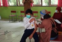 Vaksinasi COVID-19 anak di Tanjungpinang. Foto: Istimewa