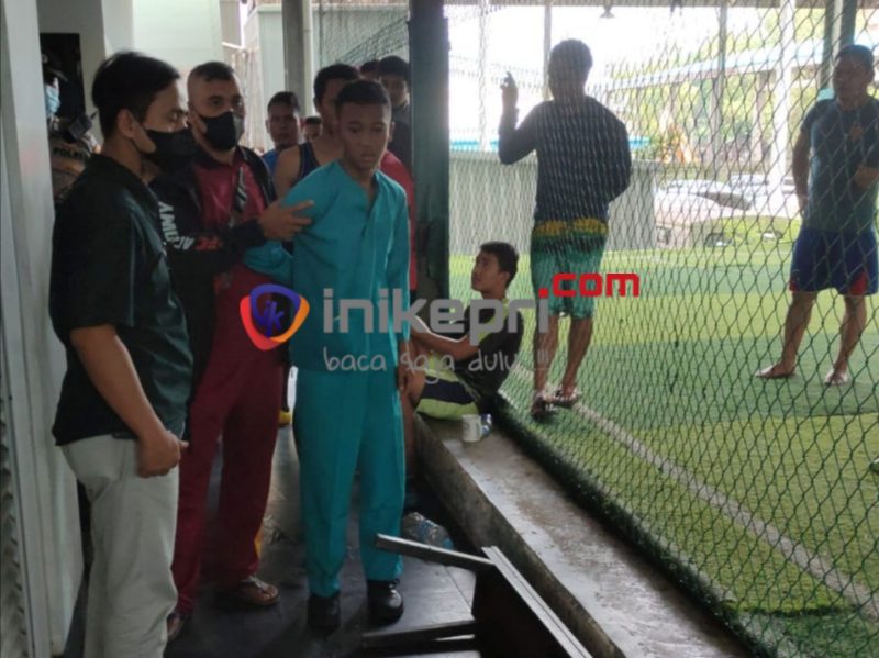 Pelaku diamankan dilokasi futsal M-City Bengkong / Foto: INIKEPRI.COM
