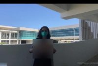 Aksi pamer payudara di Bandara Internasional Yogyakarta (YIA) di Kabupaten Kulon Progo (Twitter)