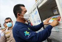 Gubernur Kepulauan Riau (Kepri) Ansar Ahmad melepas ekspor produk perikanan sirip Pari Lontar dan Pari Kupu-Kupu sebanyak 1.272 kilogram atau setara Rp822 juta ke Hong Kong. Foto: ANTARA