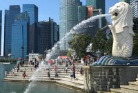 Singapura meminta warganya penerima vaksin Sinovac untuk disuntik booster. Foto: NET