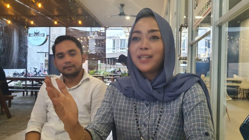 Ketua DPD KNPI Kepri Endang Dwi Socowati mendukung langkah hukum ketua umum KNPI Haris Pertama yang melaporkan Ferdinand Hutahaean. Foto: INIKEPRI.COM