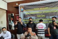 Polda Kepri menahan pemilik kapal pengangkut PMI yang karam di Malaysia. Foto: ANTARA