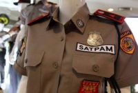 Polri berancana warna seragam satpam karena terlalu mirip polisi. Foto: Kontan.co.id