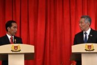 Presiden Jokowi dan PM Singapura, Lee Hsien Loong Foto: AFP