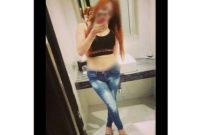 Vita (22), mantan pramugari menceritakan kisahnya nyambi PSK ketika singgah di sebuah kota di Kalimantan pada tahun 2018. Foto: Istimewa