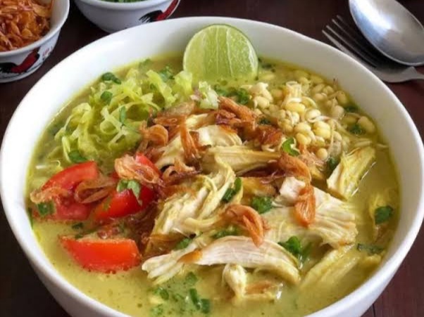 Soto ayam masuk dalam 20 besar daftar sup terbaik di dunia versi CNN. Foto: Istimewa