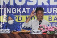 Wali Kota Batam Muhammad Rudi menghadiri Musyawarah Rencana Pembangunan (Musrenbang) Kelurahan Sei Lekop di Fasum RT 01/RW 03 Kaveling Sagulung Abadi Jaya, Sabtu (5/2/2022) malam. Foto: Istimewa