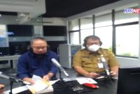 Kadis Kominfo Tanjungpinang Ruli Friady saat menjadi narasumber dalam dialog lintas Tanjungpinang pagi di RRI Tanjungpinang, Kepulauan Riau. Foto: Istimewa