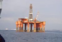 Kementerian Kelautan dan Perikanan (KKP) memeriksa Rig berbendera Sri Lanka di wilayah perairan Batu Ampar, Batam. (Foto: Liputan6.com/KKP/Ajang Nurdin)