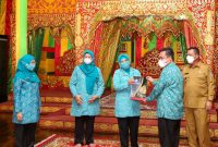 Dalam rangka Hari Kesatuan Gerak (HKG) PKK Tingkat Nasional ke-50, Ketua Umum Tim Penggerak PKK Tri Tito Karnavian mengunjungi Pulau Penyengat, Kota Tanjungpinang, Kepulauan Riau (Kepri). Foto: Istimewa