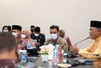 Pemerintah Kota Tanjungpinang melakukan rapat koordinasi bersama pihak terkait dalam mempersiapkan datangnya bulan Suci Ramadan 1443 Hijriah/2022 Masehi, ruang rapat Engku Putri Raja Hamidah, kantor wali kota Tanjungpinang, Kepri. Foto: Istimewa