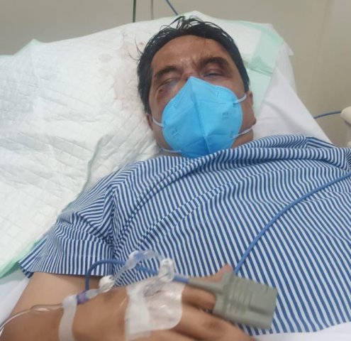 Kondisi Ade Armando saat dirawat di rumah sakit. Foto: Dok. Denny Siregar