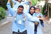 Putra Siregar bersama istri dan anaknya. Foto: Istimewa