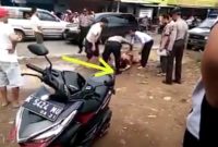 Pasangan Gay Kepergok Gancet di Pinggir Jalan. Foto: Istimewa
