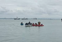 Pangkalan Utama TNI AL IV/Tanjungpinang melalui Pos Bintara Pembina Potensi Maritim membantu mencari seorang pria bernama Baharuddin (33) yang tenggelam di Perairan Mentigi, Kabupaten Bintan, Kepulauan Riau (Kepri). Foto: ANTARA