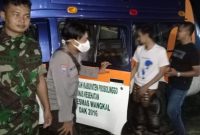 Pria bernama Nanang Zainuddin yang mengaku sebagai nabi dibawa ke RSJ Lawang yang ternyata mengalami gangguan jiwa. Foto: Humas Polda Jatim.