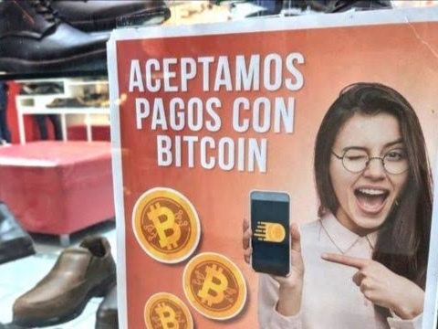 Di El Salvador, Jual Beli di Pasar Kaki Lima Bisa Pakai Uang Kripto. Foto: Istimewa