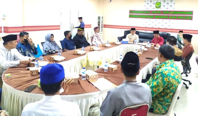 Wakil Wali Kota Tanjungpinang Endang Abdullah menilai peran Forum Kerukunan Umat Beragama (FKUB) selaku mitra pemerintah sangat besar dalam membangun kerukunan antar umat beragama di Kota Tanjungpinang, khususnya dalam aspek moral dan kehidupan sosial masyarakat. Foto: Istimewa