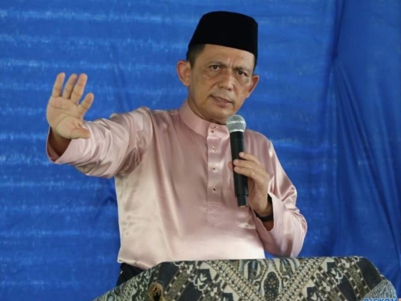 Gubernur Ansar saat memberikan pengarahan pada kegiatan Penguatan Kelembagaan MUI Anambas dan Pembinaan Mualaf di Tarempa, Anambas. Foto: DISKOMINFO KEPRI 