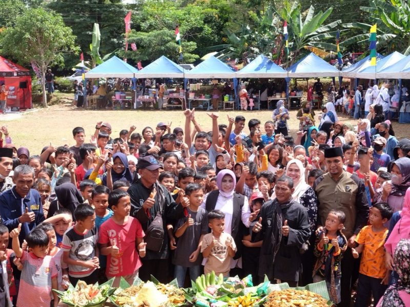 Sanggar seni Singa Barong Tri Manggolo gelar pentas seni singo barong dalam rangka memperingati Tahun Baru Islam 1444 Hijriah, di halaman kantor Kelurahan Melayu Kota Piring, Kecamatan Tanjungpinang Timur, Kota Tanjungpinang, Kepri, Minggu (31/7/2022). Foto: Istimewa 