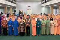 Wali Kota Tanjungpinang, Rahma menyaksikan serah terima jabatan kepengurusan Dharma Wanita Persatuan (DWP) Kota Tanjungpinang masa jabatan 2019-2024, di aula Sultan Sulaiman Badrul Alamsyah, kantor wali kota Tanjungpinang. Foto: Istimewa