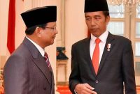 Presiden Joko Widodo dan menteri pertahanan Prabowo Subianto. Foto: Istimewa 