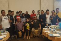 Pengurus DPW Khusus INAMPA KEPRI & ASEAN dan BUP PT Maccahma Dhina Hartiendspin menggelar ramah tamah dengan awak media di Restoran Kelong Baba, Tiban, Batam, Rabu 31 Agustus 2022. Foto: Istimewa 