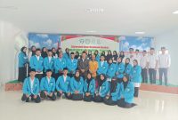 Ketua Sekolah Tinggi Agama Islam (STAI) Paduka Anambas, melantik Dewan Eksekutif Mahasiswa (DEMA), Himpunan Mahasiswa Program Studi Pendidikan Agama Islam (HIMA PAI), Himpunan Mahasiswa Program Studi Ekonomi Syariah (HIMA ESY) dan menutup secara resmi Pengenalan Kehidupan Kampus Mahasiswa Baru (PKKMB) angkatan pertama Tahun 2022, di aula masjid Baitul Makmur, Senin (5/9/2022).  Foto: INIKEPRI.COM 