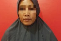 Seorang asisten rumah tangga (ART) berinisial MA ditangkap Polresta Tanjungpinang, Kepri, karena mencuri uang majikannya sebesar Rp120 juta, Jumat (2/9). Foto: ANTARA
