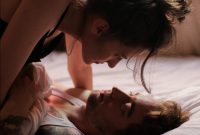 Saat berhubungan seks, melakukan kontak mata adalah salah satu hal paling intim yang dapat dibagikan dengan pasanganmu. Foto: PEXELS