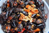 Menu makanan berbahan jangkrik. Foto: Istimewa 