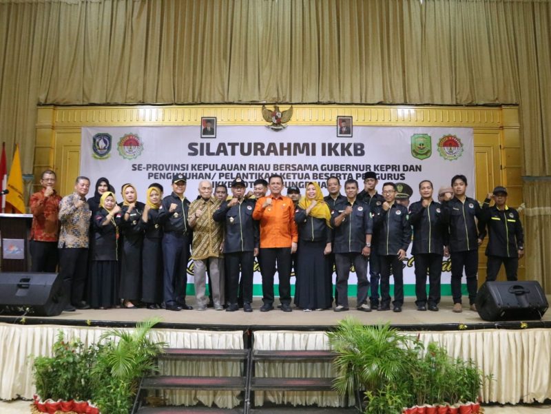 Silaturahmi Gubernur Kepri bersama Ikatan Keluarga Kalimantan Barat (IKKB) se-Provinsi Kepulauan Riau. Foto: Diskominfo Kepri 