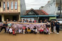 Fakultas Ilmu Hukum Universitas Batam (UNIBA) bersama Himaprodi Hukum silahturahmi dengan anak yatim di Panti Asuhan Rezky Ilahi, Batam Kota, Kota Batam, Sabtu 5 November 2022. Foto: INIKEPRI.COM 