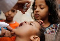 Ilustrasi pemberian vaksin Polio. Foto: Istimewa 