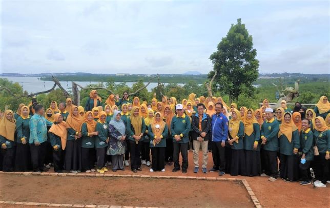 Dinas Pendidikan (Disdik) Kota Tanjungpinang gelar kegiatan peningkatan mutu PAUD Holistik Integratif (HI) di D'Forest Cafe, Jalan Dompak Lama, Kota Tanjungpinang, Kepulauan Riau, Kamis 17 November 2022. Foto: Kominfo Tanjungpinang 