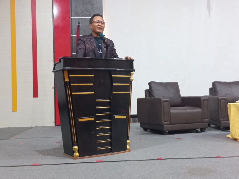 Rapat Koordinasi Rapor Pendidikan dan Perencanaan Berbasis Data Provinsi Kepri Tahun 2022 menghadirkan secara khusus Asisten Intelijen Kejaksaan Tinggi (Asintel Kejati) Kepri, Lambok Sidabutar sebagai narasumber. Foto: Diskominfo Kepri