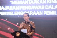 Presiden RI Joko Widodo memberikan sambutan pada acara Konsolidasi Nasional Bawaslu 2022 di Jakarta, Sabtu (17-12-2022). Foto: ANTARA/HO-Biro Pers Sekretariat Presiden